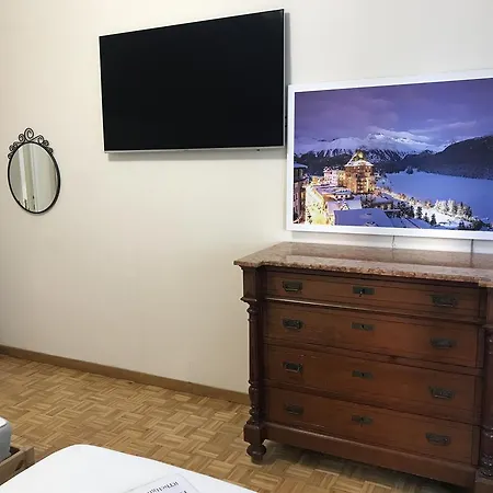 Pensión Emilio's 3*