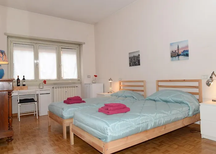 埃米利奥之家旅馆 3*